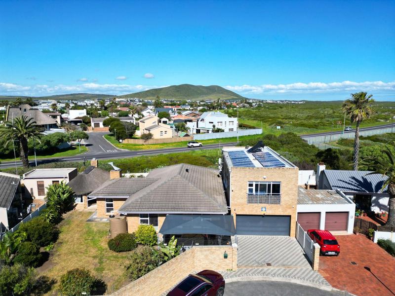 6 Bedroom Property for Sale in Melkbosstrand Western Cape
